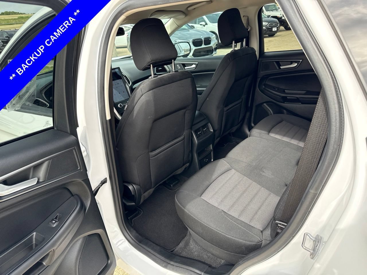 Certified 2022 Ford Edge SE w/ Black Appearance Package AWD/4WD image 7