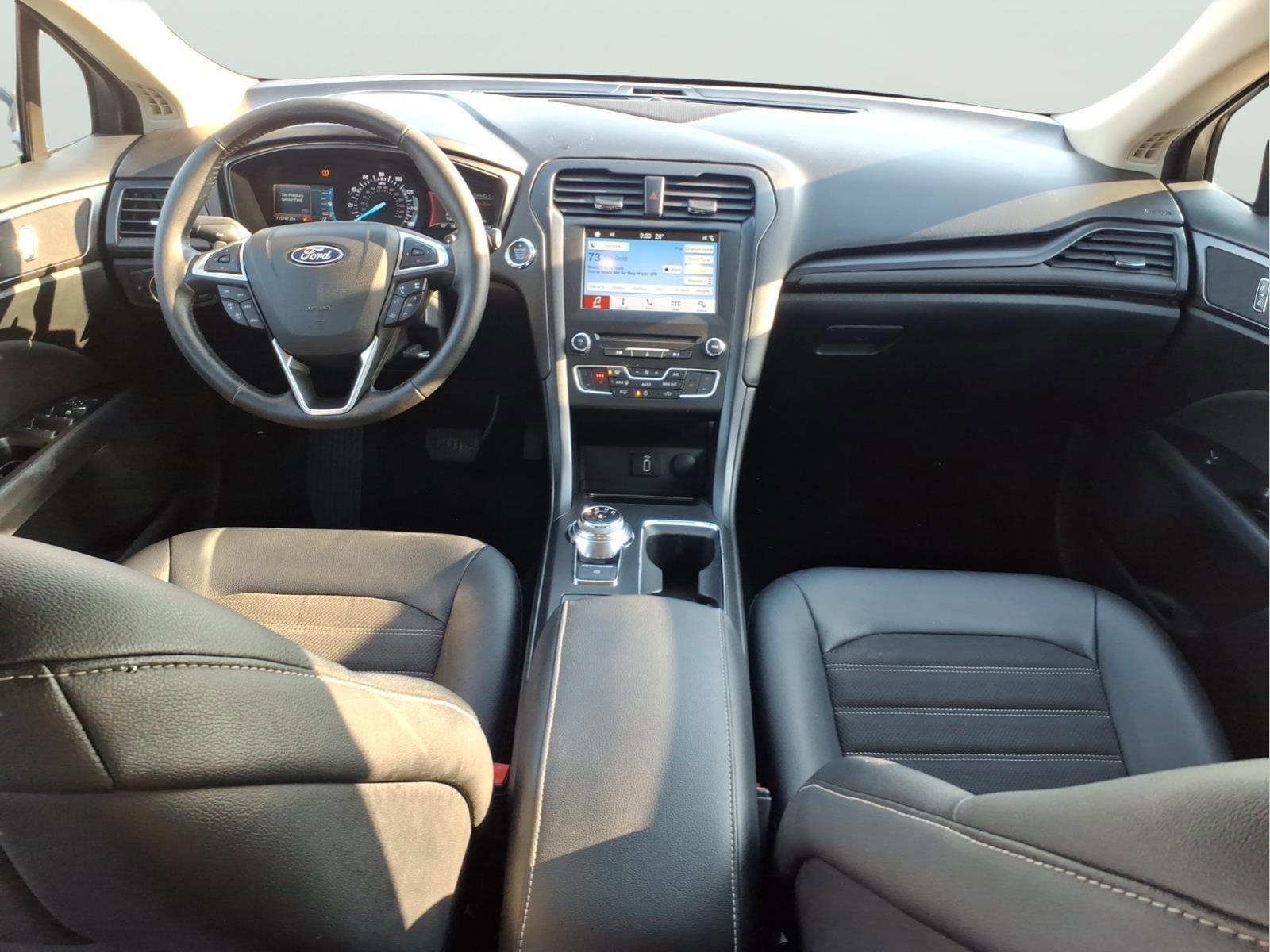 Certified 2018 Ford Fusion SE w/ Equipment Group 201A image 10