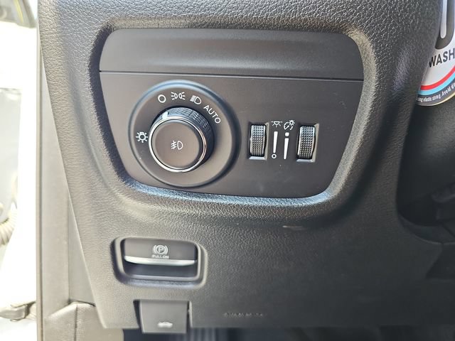 Used 2023 Jeep Grand Cherokee L Limited RWD image 33