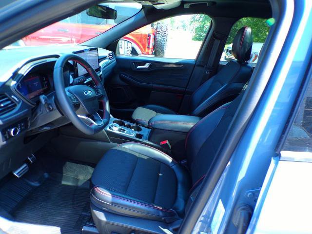 Certified 2023 Ford Escape ST-Line w/ Tech Pack #1 AWD/4WD image 16