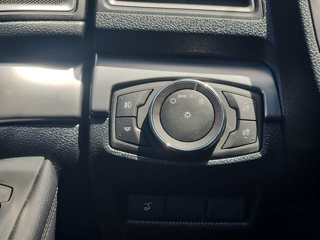 Certified 2019 Ford Explorer XLT w/ Equipment Group 202A AWD/4WD image 12