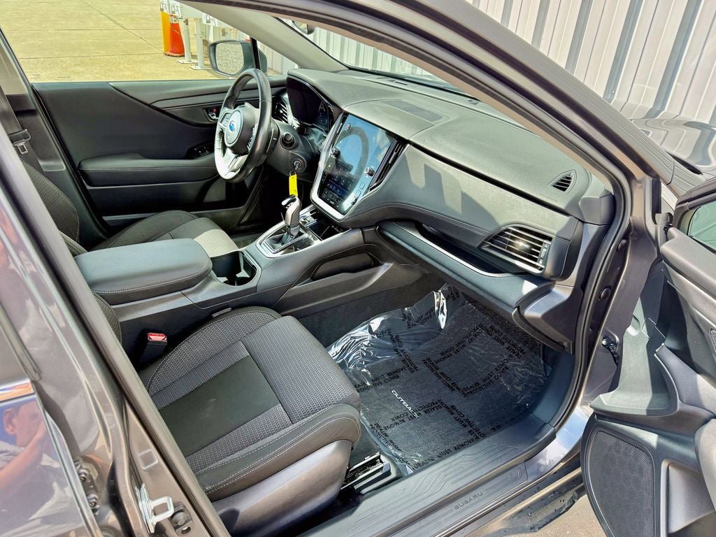 Used 2023 Subaru Outback Premium AWD/4WD image 19