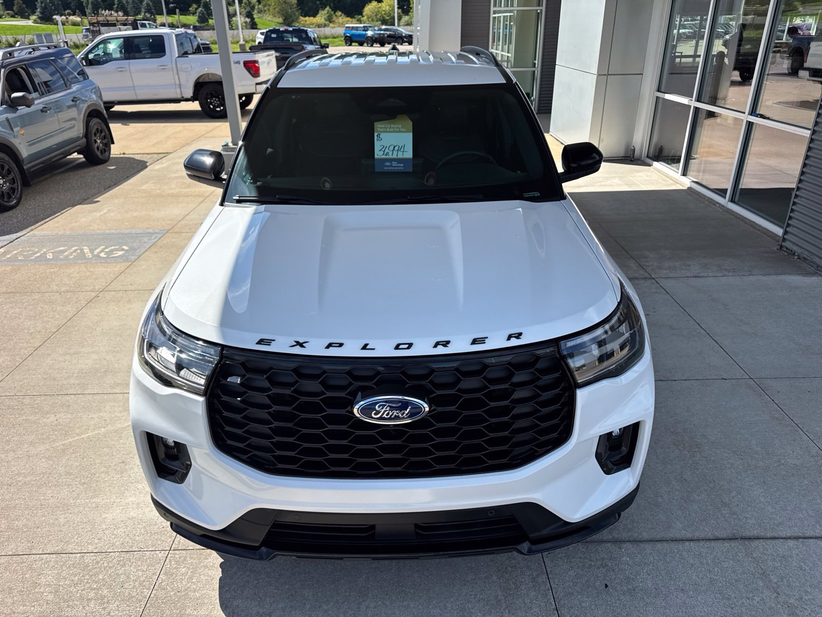 Certified 2025 Ford Explorer ST-Line AWD/4WD image 12