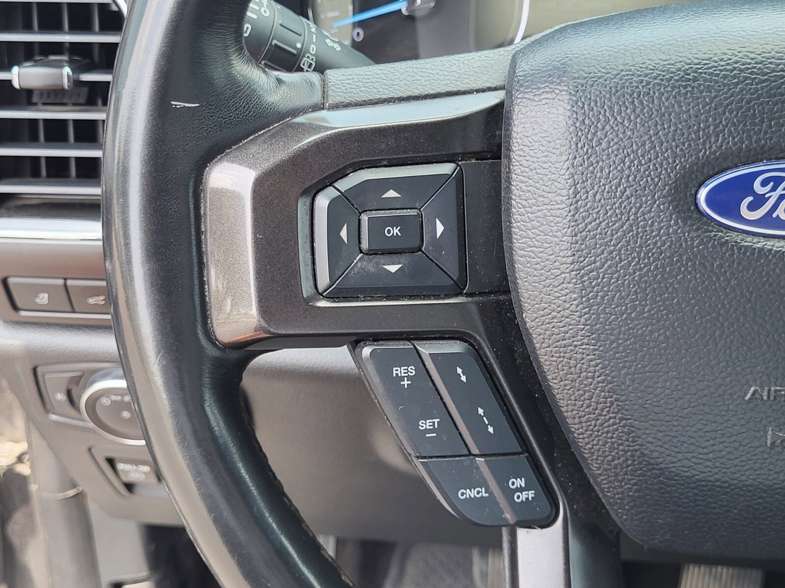 Certified 2021 Ford Expedition Max Limited RWD image 27