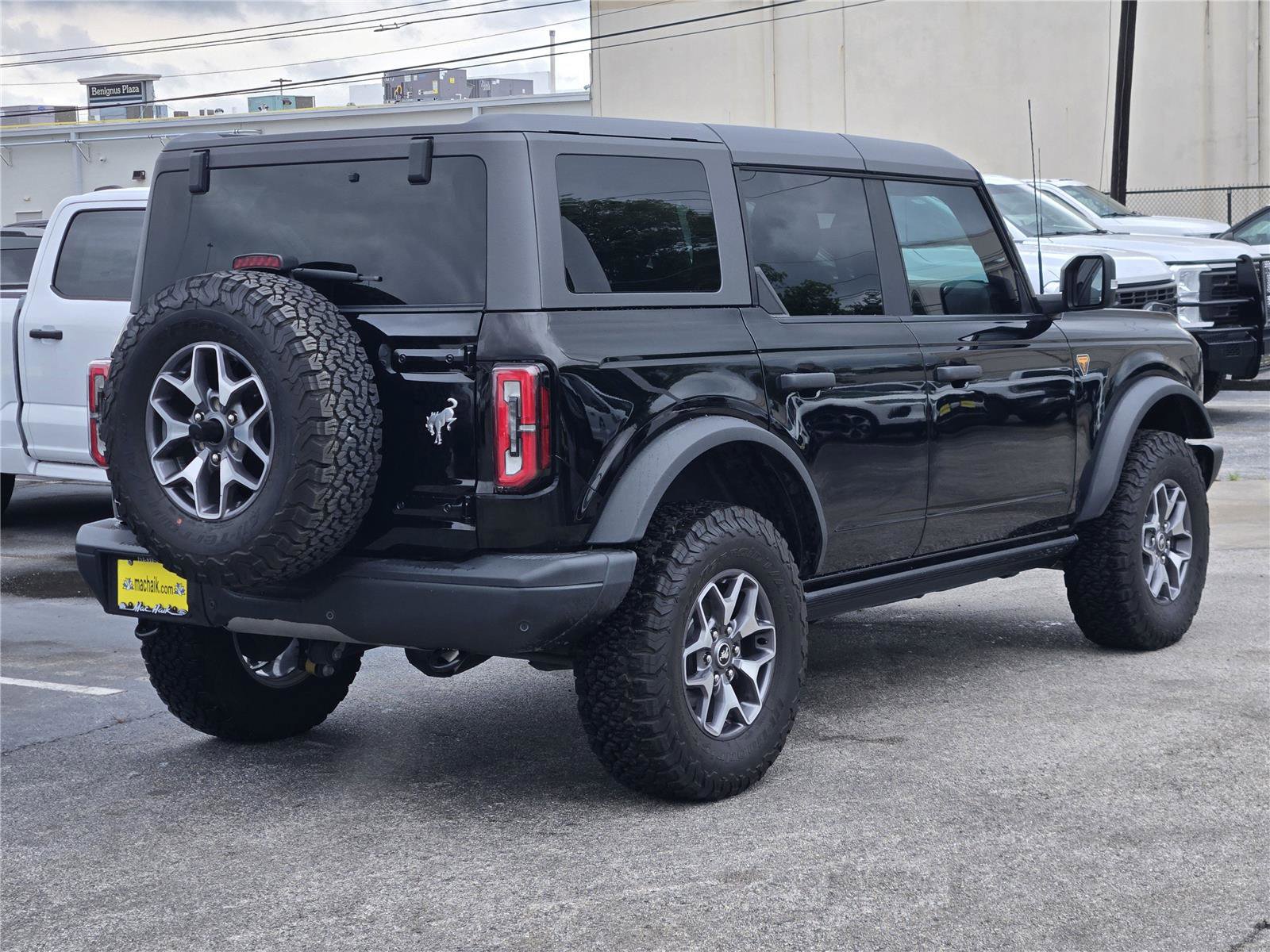 Certified 2023 Ford Bronco Badlands AWD/4WD image 5