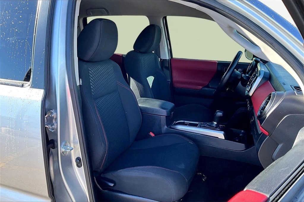 Used 2023 Toyota Tacoma SR5 image 9