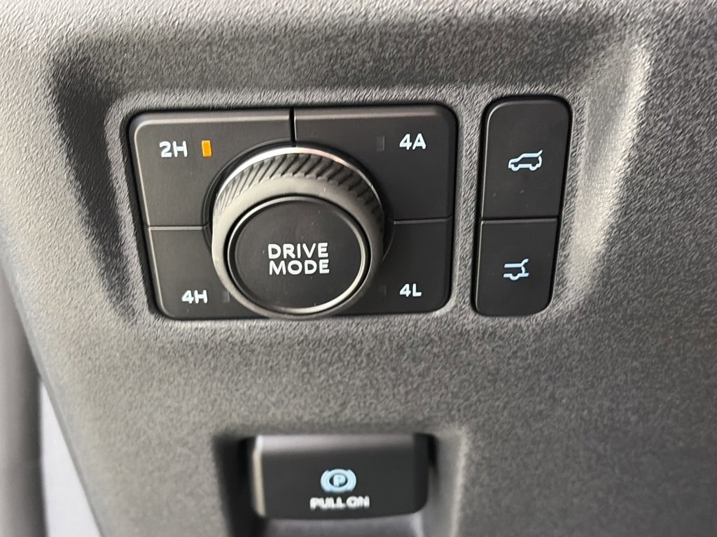 Certified 2025 Ford Expedition Platinum w/ Stealth Performance Package image 25