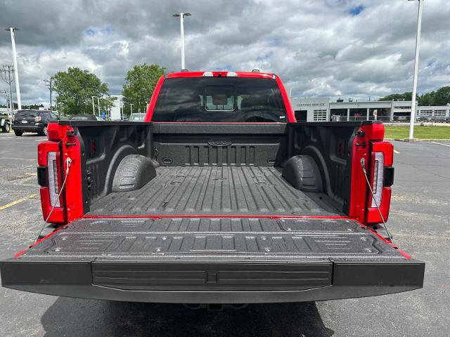 Certified 2024 Ford F250 Lariat w/ Lariat Ultimate Package AWD/4WD image 33