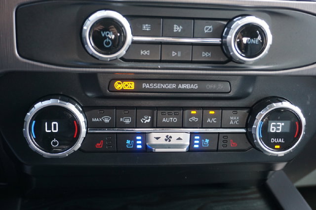 Certified 2022 Ford F350 Limited w/ FX4 Off-Road Package AWD/4WD image 27