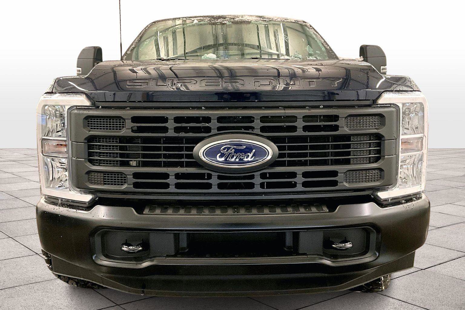 Certified 2025 Ford F250 XL w/ XL Off-Road Package image 6