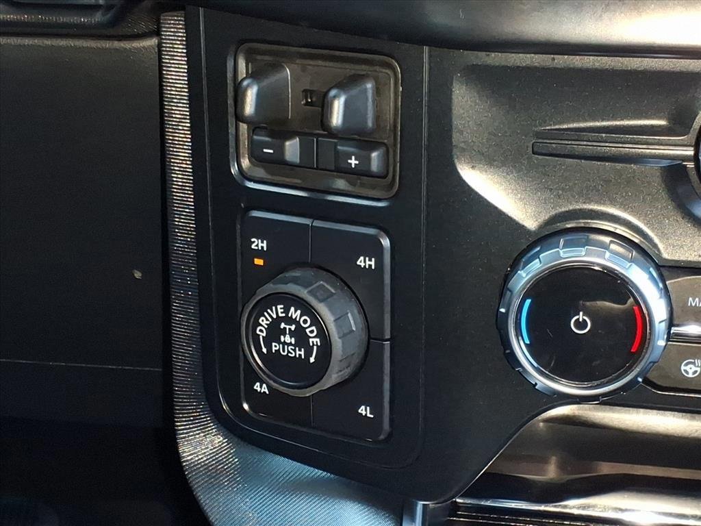 Certified 2025 Ford F150 Platinum image 13