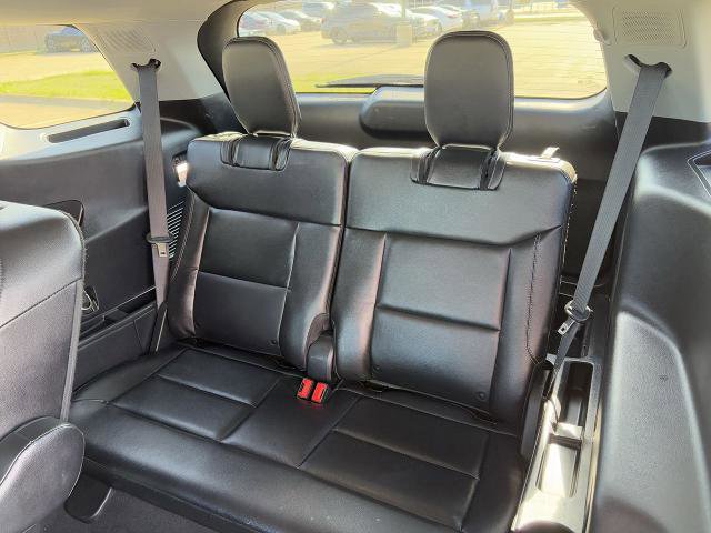 Certified 2022 Ford Explorer Limited RWD image 29