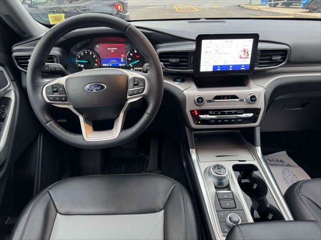 Certified 2023 Ford Explorer XLT w/ Equipment Group 202A image 17