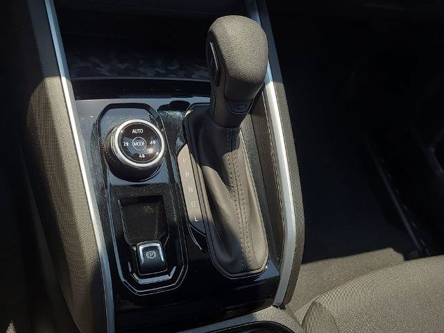 Used 2024 Chevrolet Colorado Trail Boss w/ Advanced Trailering Package AWD/4WD image 25