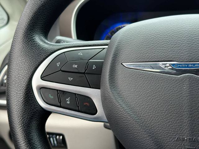 Used 2021 Chrysler Voyager LX FWD image 24