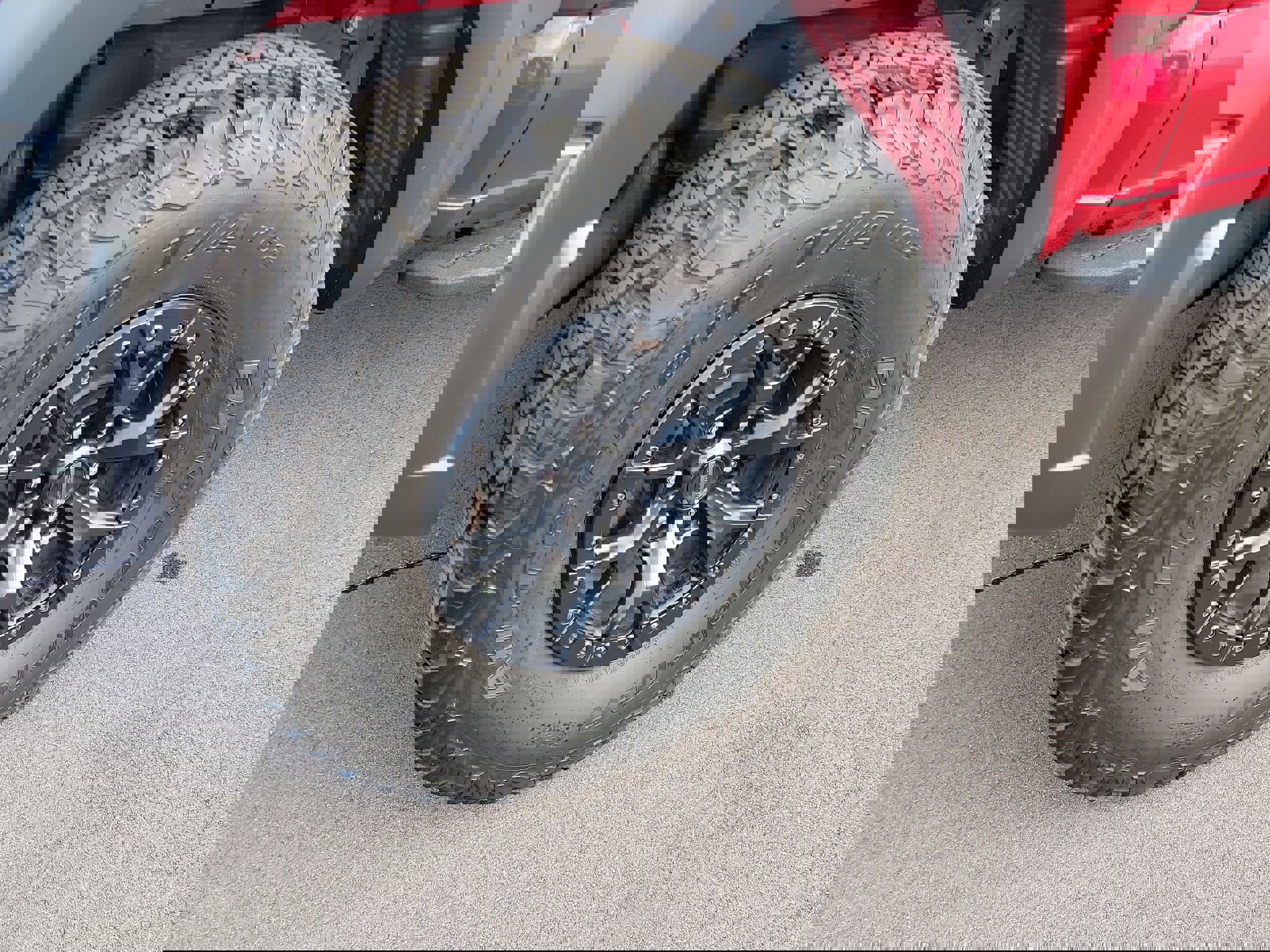 Certified 2023 Ford F150 Raptor w/ Raptor 37 Performance Package image 6