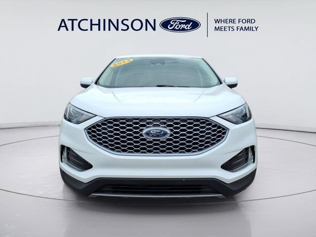 Certified 2024 Ford Edge SEL w/ Convenience Package AWD/4WD image 2