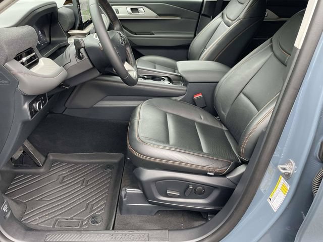 Certified 2026 Ford Explorer Active RWD image 15