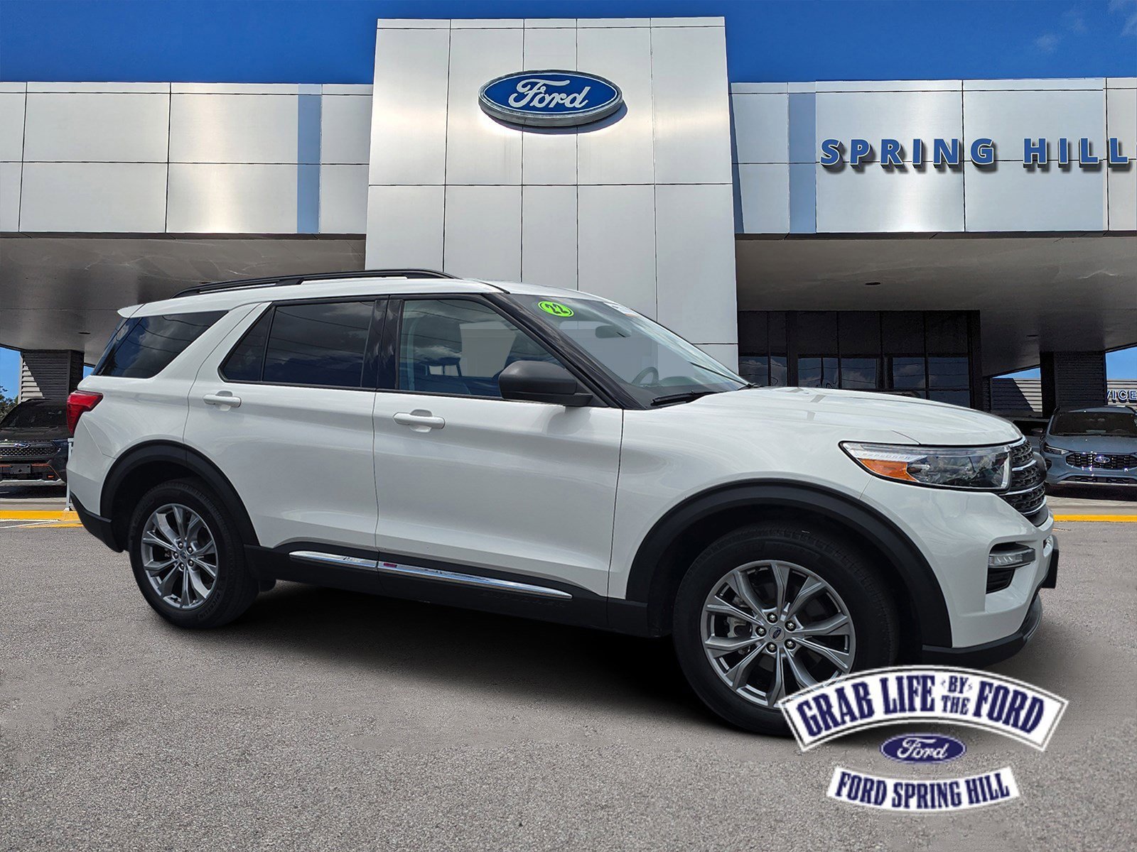 Certified 2022 Ford Explorer XLT w/ Equipment Group 202A