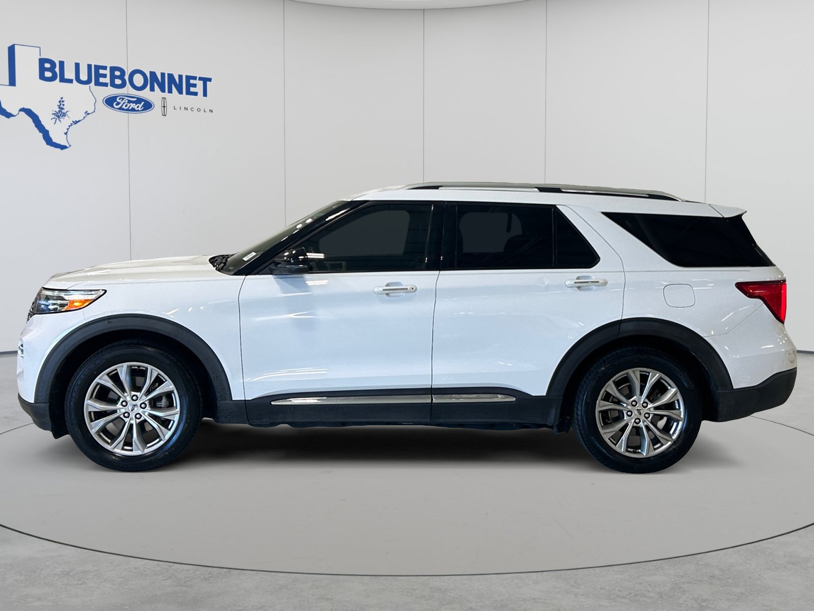 Certified 2020 Ford Explorer Limited RWD image 8