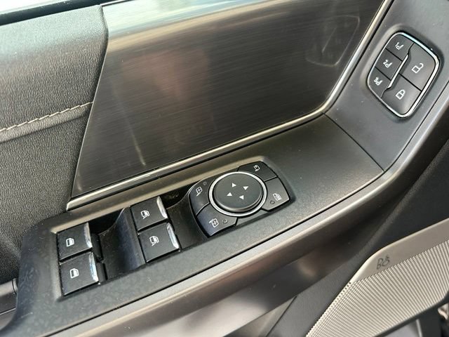 Certified 2025 Ford F150 Lariat AWD/4WD image 27