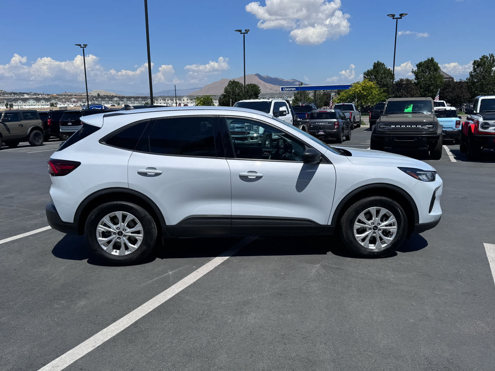 Certified 2025 Ford Escape Active AWD/4WD image 6
