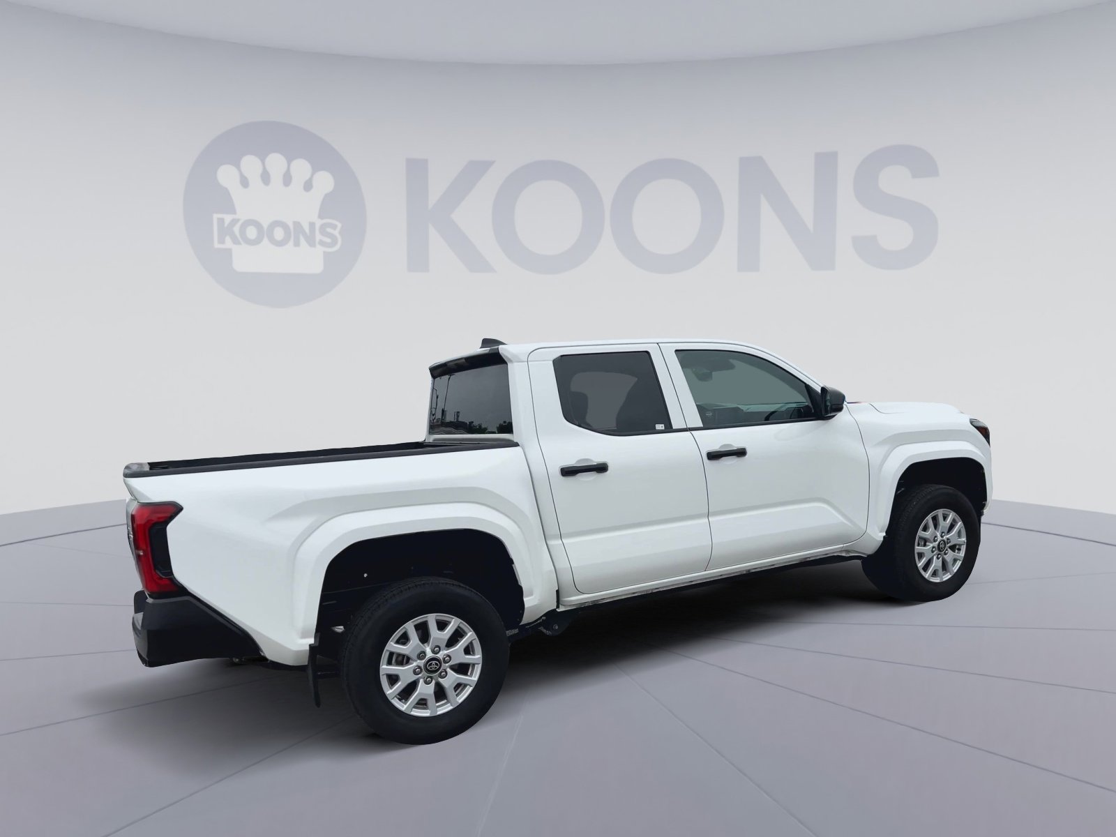 Used 2024 Toyota Tacoma SR RWD image 12