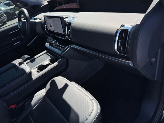 Certified 2025 Ford Expedition Platinum w/ Stealth Appearance Package image 28