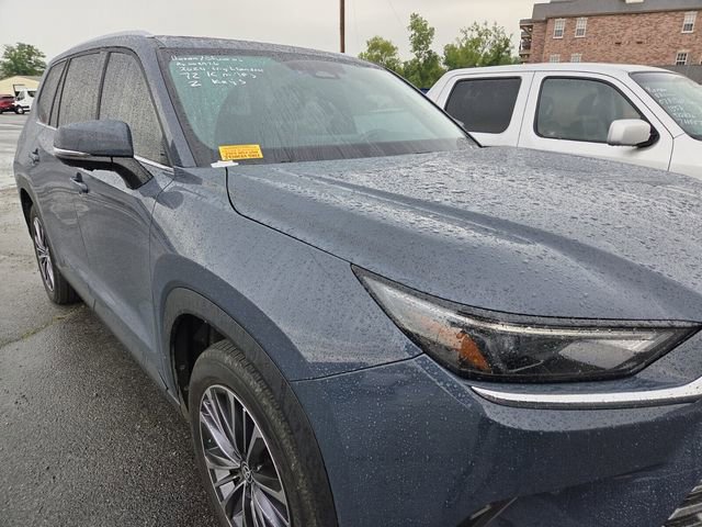 Used 2024 Toyota Grand Highlander AWD Hybrid image 9