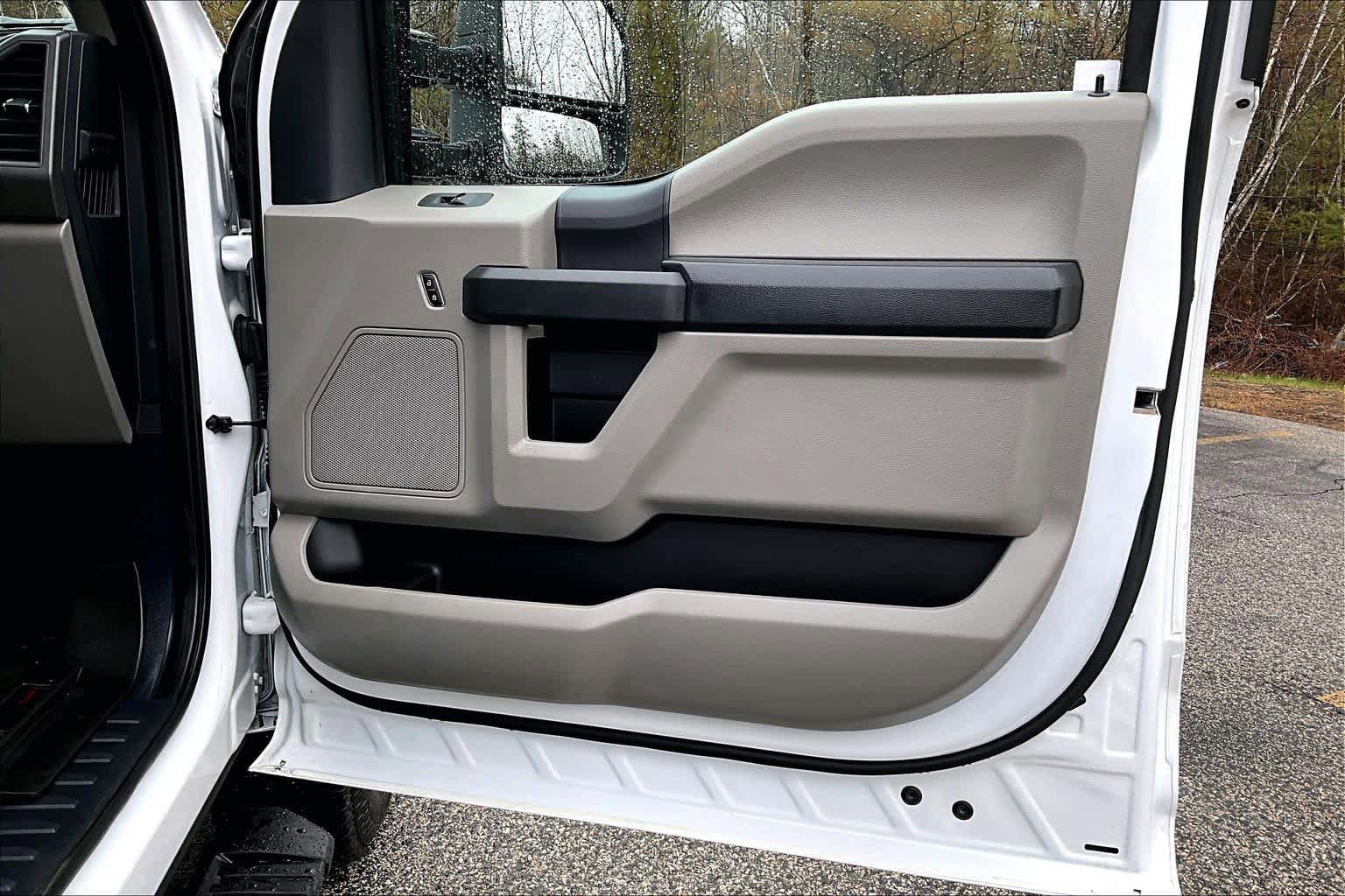 Certified 2022 Ford F250 XL w/ STX Appearance Package AWD/4WD image 21