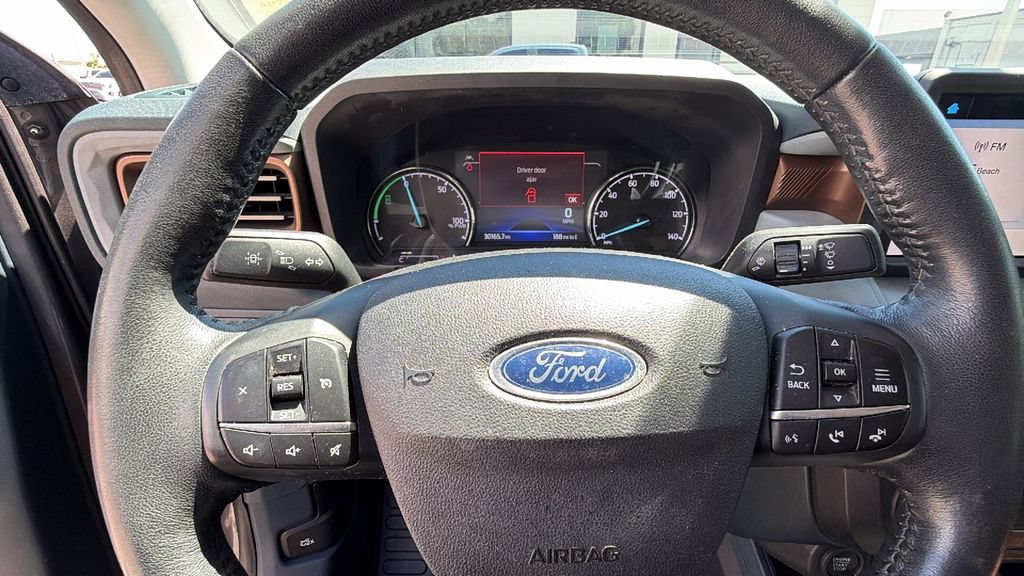 Certified 2022 Ford Maverick Lariat FWD image 16