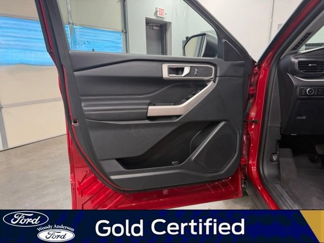 Certified 2024 Ford Explorer XLT w/ Equipment Group 202A AWD/4WD image 22