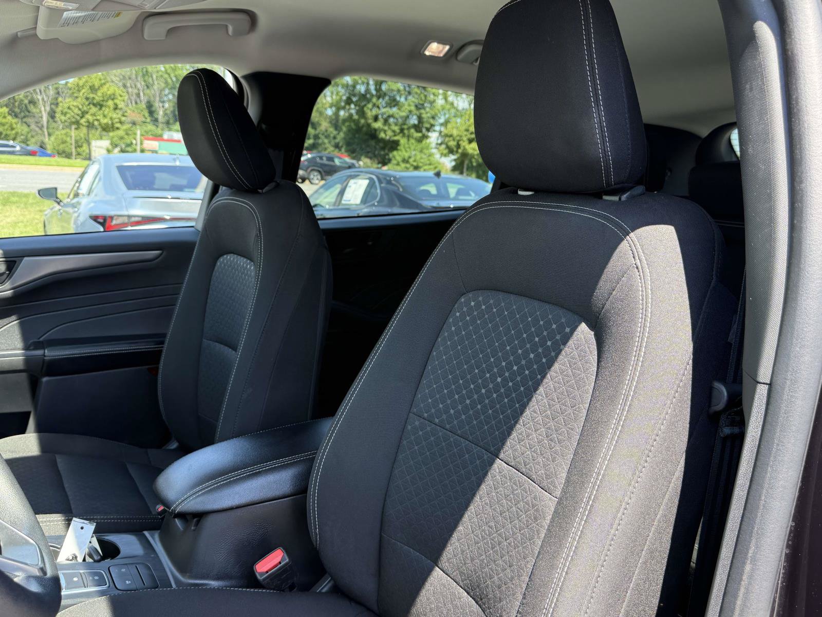 Certified 2025 Ford Escape Active AWD/4WD image 23