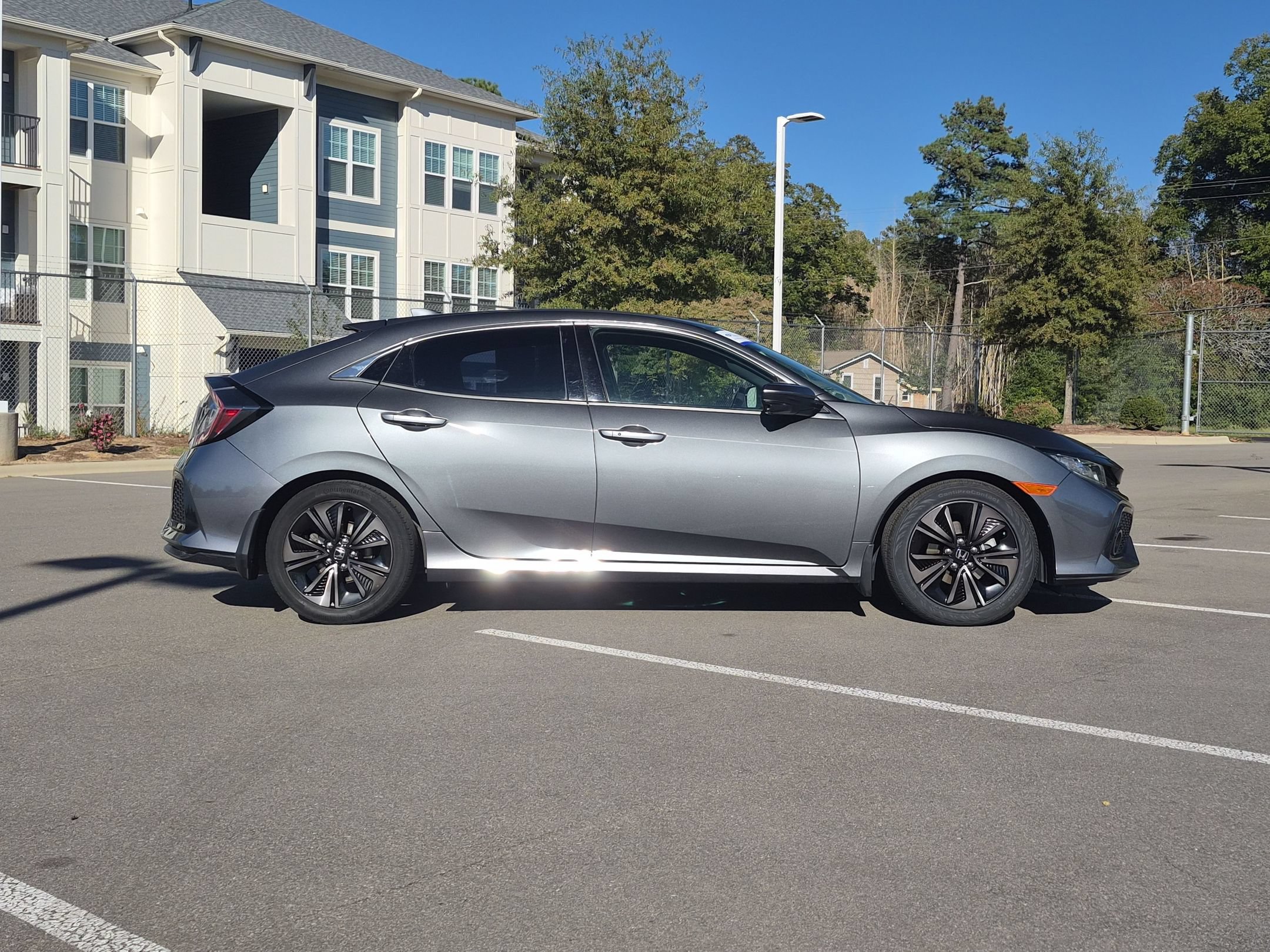 Used 2019 Honda Civic EX image 3
