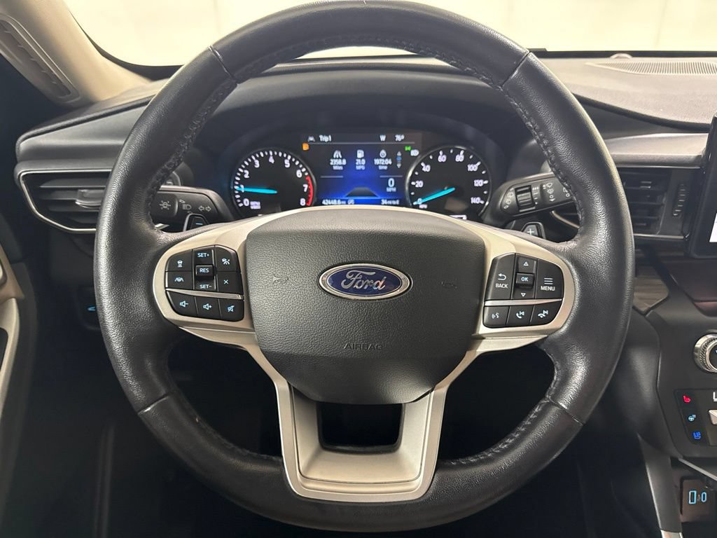 Certified 2020 Ford Explorer Limited w/ Class III Trailer Tow Package RWD image 15