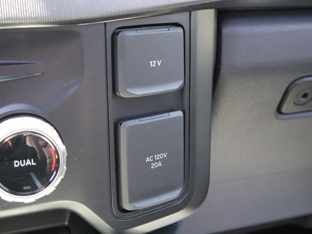 Certified 2024 Ford F350 Platinum AWD/4WD image 42