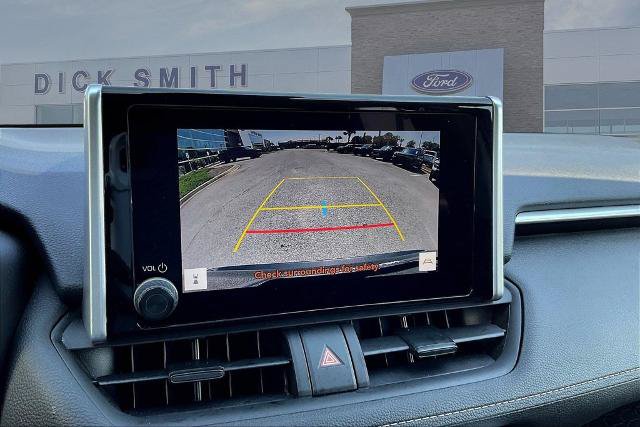Used 2025 Toyota RAV4 XLE FWD image 14