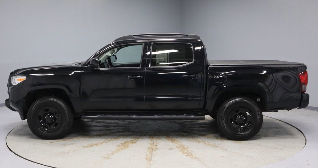 Used 2023 Toyota Tacoma SR AWD/4WD image 2