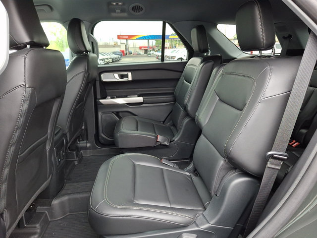 Certified 2023 Ford Explorer XLT w/ Equipment Group 202A AWD/4WD image 11