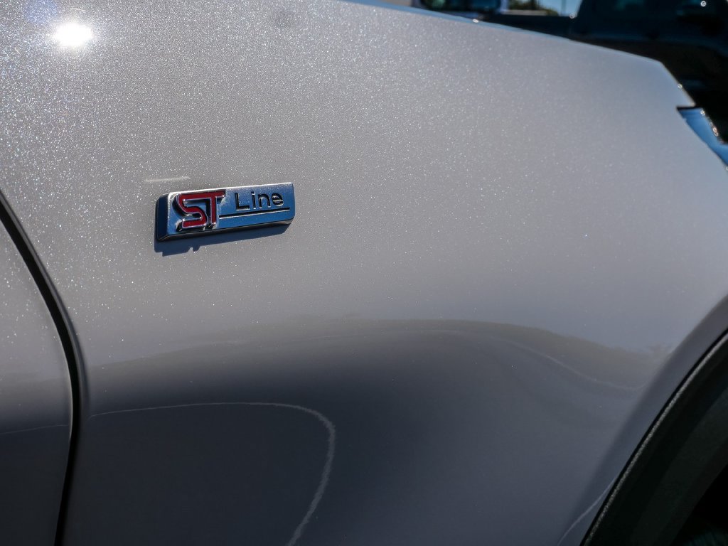 Certified 2025 Ford Explorer ST-Line RWD image 10