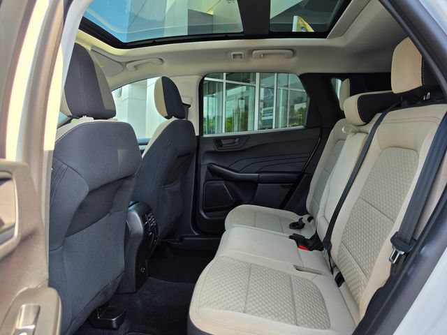 Certified 2022 Ford Escape SE w/ SE Sport Appearance Package AWD/4WD image 17