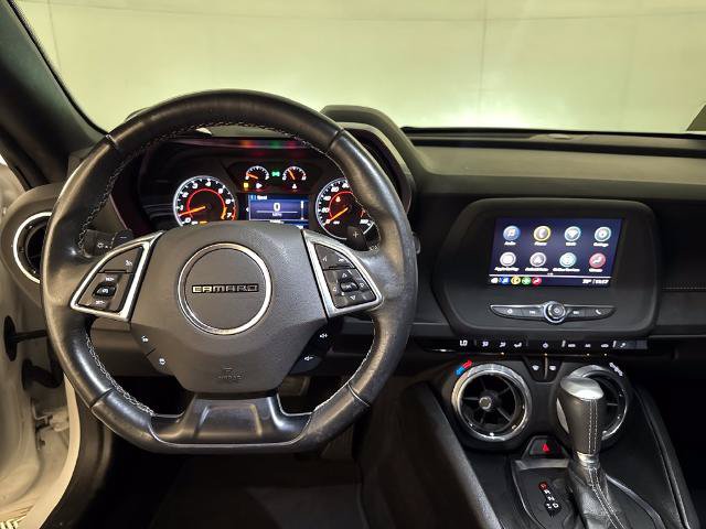 Used 2022 Chevrolet Camaro LT RWD image 8