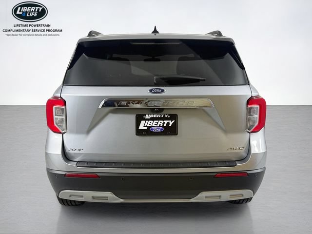 Certified 2023 Ford Explorer XLT w/ Equipment Group 202A AWD/4WD image 5