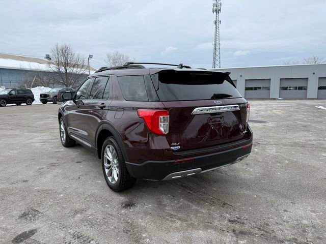 Certified 2022 Ford Explorer XLT w/ Equipment Group 202A image 24