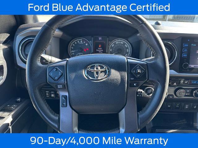 Used 2017 Toyota Tacoma TRD Off-Road w/ Premium & Technology Package image 19