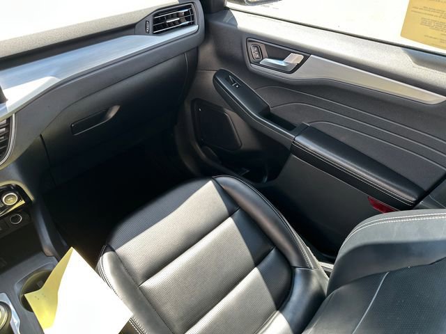 Certified 2023 Ford Escape Platinum image 22