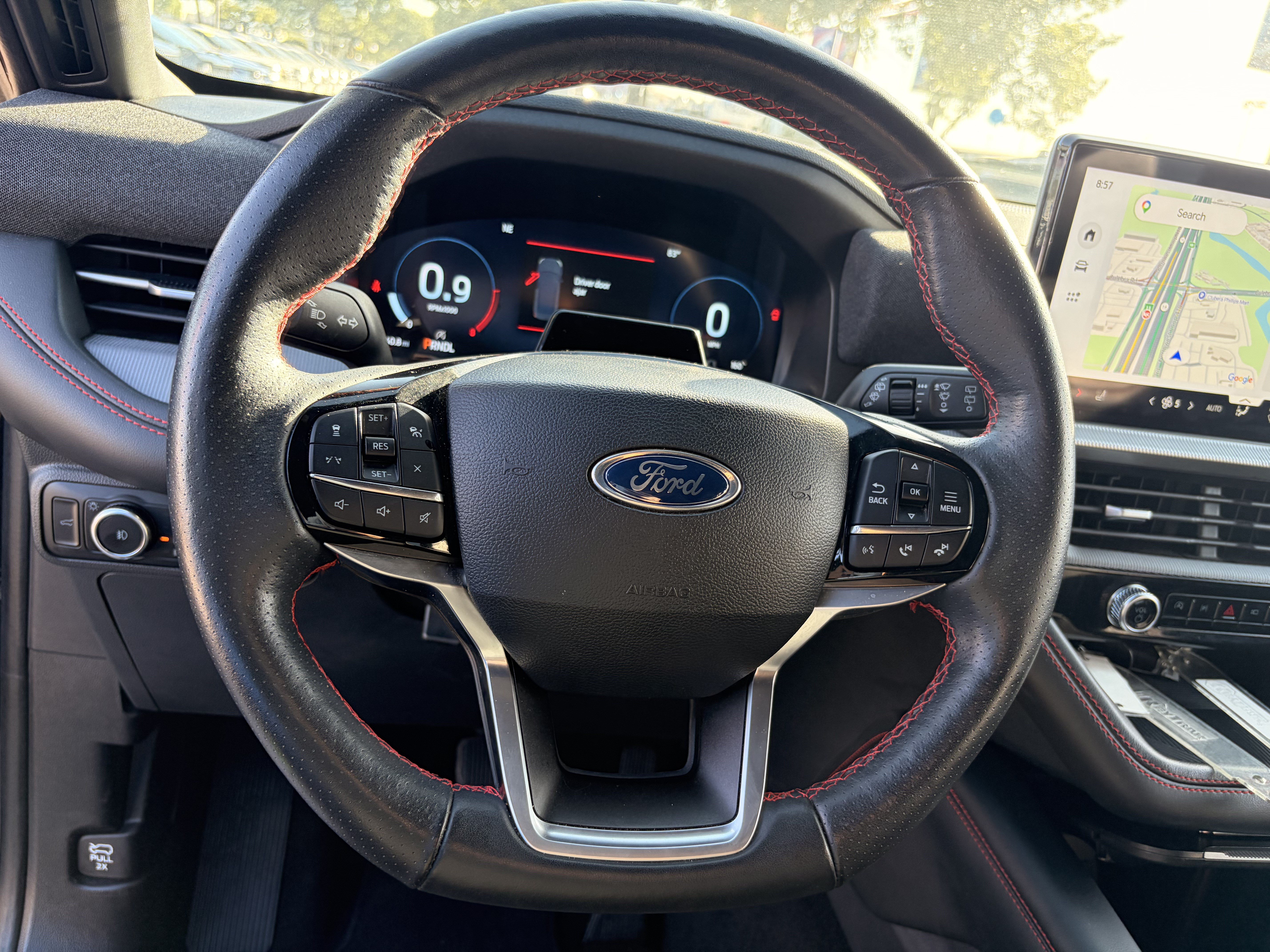 Certified 2025 Ford Explorer ST-Line AWD/4WD image 18