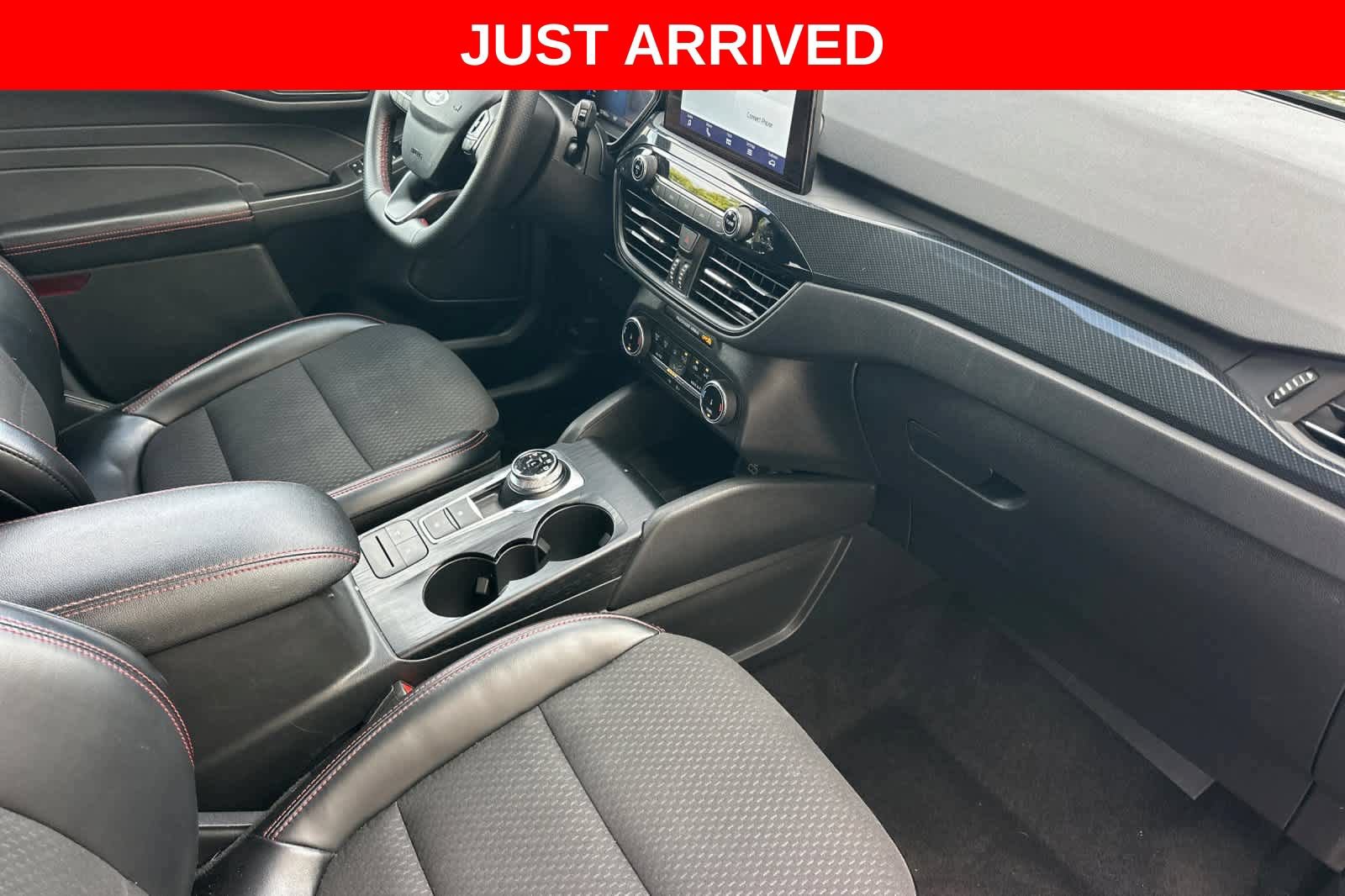 Certified 2024 Ford Escape ST-Line FWD image 17