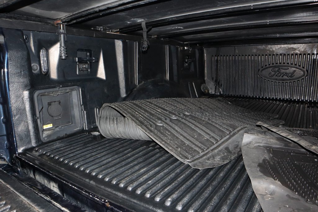 Certified 2022 Ford F150 XLT w/ Equipment Group 302A High image 15