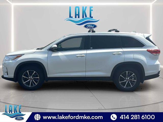 Used 2019 Toyota Highlander XLE AWD/4WD image 8